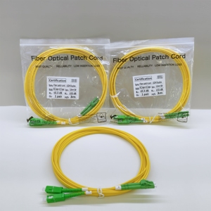 Cable de Fibra Óptica Monomodo Dúplex SC/APC a LC/APC de Grado Industrial, Conector de Cable de Fibra Óptica LSZH SM - Product Image 1