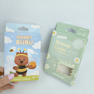 กล่องบรรจุภัณฑ์เครื่องสำอางแบบกำหนดเอง ผลิตจากวัสดุรีไซเคิลรักษ์โลก พร้อมการปั๊มนูนและเคลือบยูวีเฉพาะจุดบนกระดาษพิเศษ สำหรับร้านค้าปลีกเครื่องสำอาง - Product Image 3