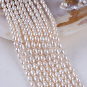 Perles d'eau douce naturelles en forme de riz blanc de 5-6 mm en gros de Zhuji, perles lâches pour collier et bracelet DIY, perles enfilées - Product Image 2