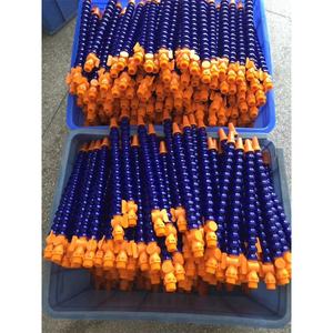 1/4 '', 3/8'', 1/2 '', 3/4'' Tuyau <span class=keywords><strong>de</strong></span> liquide <span class=keywords><strong>de</strong></span> <span class=keywords><strong>refroidissement</strong></span> flexible Buse ronde et plate Tuyau <span class=keywords><strong>de</strong></span> liquide <span class=keywords><strong>de</strong></span> <span class=keywords><strong>refroidissement</strong></span> en plastique réglable - Product Image 2