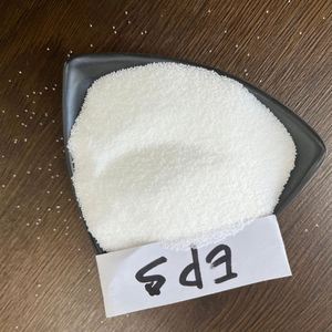 Granulés d'EPS en graphite extrudé pour casques – Particules d'EPS écologiques, à faible teneur en carbone et ignifuges pour panneaux d'isolation de bâtiments - Product Image 1