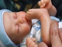 13 Zoll Realistische Reborn Weiche Silikon Vollsilikon Babypuppen für Mädchen Handgefertigte Echt Aussehende Weiche Spielzeugpuppen Pädagogisches Festival-Geschenkset