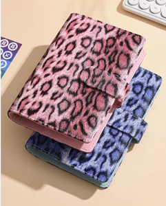 Carpeta de Cuero con Textura de Leopardo Premium <span class=keywords><strong>A6</strong></span>, Carpeta Planificadora Económica con Cierre Seguro para la Gestión Diaria de Gastos - Product Image 5
