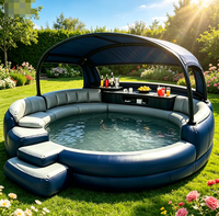 Bar de piscine gonflable de luxe avec auvent, sièges et marchepied, bain à remous extérieur avec étagère à boissons intégrée pour les fêtes d'été dans la cour