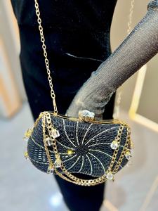 กระเป๋าคลัทช์ประดับเพชรระยิบระยับ ปี 2026 กระเป๋าถือกรอบโลหะวิบวับ ดีไซน์เนอร์ กระเป๋าออกงาน กระเป๋าสะพายโซ่ กระเป๋าถือวินเทจประดับเพชร - Product Image 4
