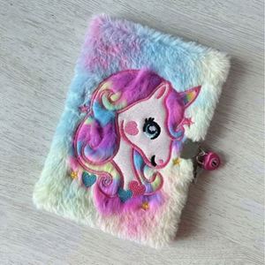 Cuaderno de Peluche con Cubierta de Unicornio, Colorido y Adorable, para Material Escolar al por Mayor - Product Image 4