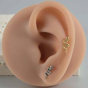 एटम F136 टाइटेनियम 16g सांप लैरेट कान नाखून पुरुषों और महिलाओं के लिए नाक के जानवर कान के गहने - Product Image 3