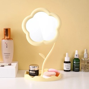 <span class=keywords><strong>Miroir</strong></span> de maquillage tournesol coiffeuse fille <span class=keywords><strong>miroir</strong></span> de maquillage mettre <span class=keywords><strong>sur</strong></span> la <span class=keywords><strong>table</strong></span> dortoir <span class=keywords><strong>miroir</strong></span> de maquillage portable - Product Image 2