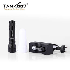 ไฟฉายยุทธวิธี TANK007 1000ลูเมนไฟฉาย LED สว่างมากกันน้ำได้ไฟฉายป้องกันตัวเองชาร์จไฟได้ - Product Image 5