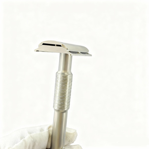 OEM Manufacturer Sandblasted Silver Finish Gap 0.99 Premium Titanium Balanced Shave <strong>Double</strong> <strong>Edge</strong> <strong>Razor</strong> - Product Image 3
