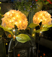Lampu Taman Tenaga Surya Mode Luar Ruangan Lampu Bunga Hydrangea Warna-warni untuk Dekorasi Halaman Taman Jalur Jalan Putih Hangat 20cm