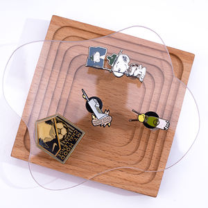 Broche personnalisée par sublimation, badge nominatif sur mesure, accessoire sans plomb, vente en gros aux Émirats arabes unis, porte-badge rétractable pour infirmière, hijab - Product Image 3