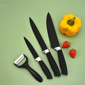 4 Uds 1 Juego de cocina de alto carbono <span class=keywords><strong>EVA</strong></span> inserto de acero inoxidable Metal caja personalizada logotipo personalizado Arco Iris colorido Chef cuchillo conjunto - Product Image 6