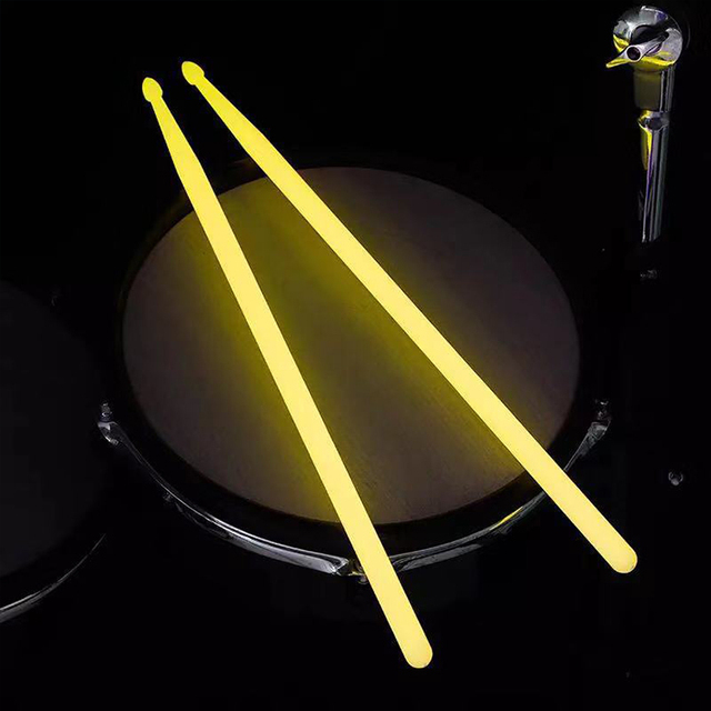 Wholesale 5A/7A Glowing Bassoon Maple Drum Sticks Accessories Fluorescent Material Night Glow Plastic Nylon Elliptical Head Sets