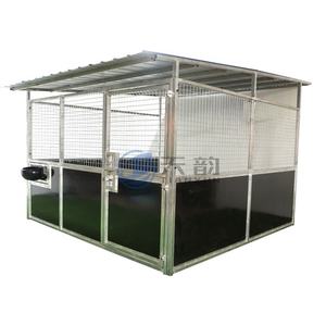 Abri économique pour chevaux avec couverture, façades d'écurie en acier galvanisé, fonctionnement de porte hollandaise lisse pour les écuries professionnelles - Product Image 1