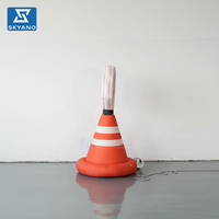 Modèle de cône de signalisation gonflable personnalisé en forme de dessin animé pour la décoration d'événements, la publicité et les expositions