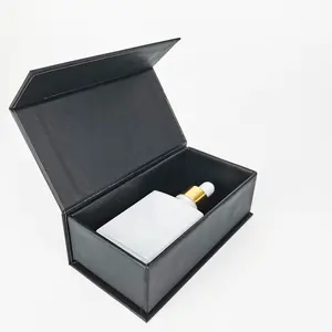 高品质高贵优雅高品质香水盒定制Logo和彩色玻璃香水瓶盒