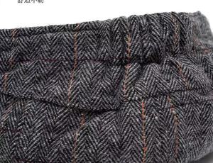 หมวกเบเร่ต์ขนสัตว์ลายก้างปลาสำหรับผู้ชาย ฤดูใบไม้ร่วง ฤดูหนาว ผ้ากำมะหยี่ อุ่นสบาย สไตล์ลำลอง หมวกทรงนิวส์บอย - Product Image 4