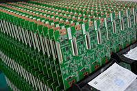 Échantillon gratuit OEM Assemblage de circuits imprimés personnalisés Circuit imprimé électronique Service guichet unique SMT Dip PCBA Fabricant