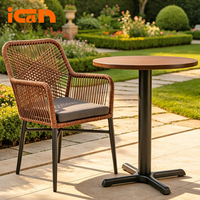 Meubles d'extérieur de luxe, chaises modernes en rotin avec coussin, chaises de restaurant, chaises de bistrot tissées, chaises d'hôtel
