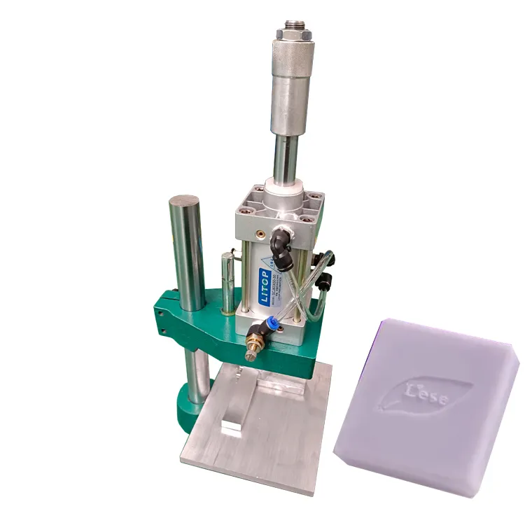 Küçük manuel sabun damgalama makinesi el yapımı sabun pres kalıplama makinesi