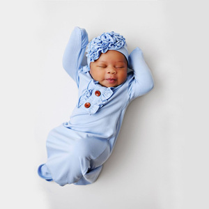 Ultra Morbida Come la Seta Infantile Manica Lunga di Bambù Sacco A Pelo con il Cappello Appena Nato Del Bambino Ruffle Annodato Abito - Product Image 2
