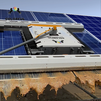 Robot de nettoyage de panneaux solaires télécommandé longue portée à double brosse, système de nettoyage automatisé à 360°, nettoyage à sec et à l'eau