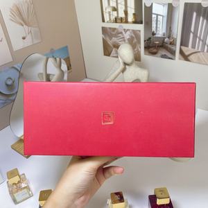 Set de Regalo de Eau de Parfum de Lujo con Aroma Amaderado, Fragancia Duradera para Hombres y Mujeres, Perfume Corporal Relajante Personalizado de Larga Duración - Product Image 6