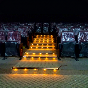 Profilé d'éclairage LED étanche en aluminium pour marches d'escalier, idéal pour les cinémas et les théâtres - Product Image 1