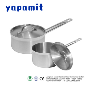 Casserole à sauce robuste et durable pour cuisine professionnelle, à parois hautes, avec poignée soudée et couvercle en acier inoxydable, pour la préparation de sauces et de pâtes - Product Image 1