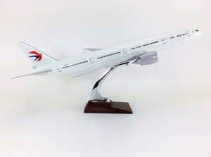 Modèle d'avion en résine Boeing <span class=keywords><strong>B777</strong></span> de China Eastern Airlines, 47 cm, 1/157, avec ailes fixes et support d'exposition - Product Image 5
