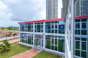 Container Prefabbricato Modulare Integrato per Uffici e Appartamenti con Impianti Idraulici ed Elettrici per Cantieri Urbani - Product Image 2