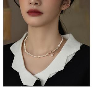 Collier de perles baroques d'eau douce irrégulières avec zircon en forme de cœur, chaîne OT, collier de clavicule, collier élégant et attentionné - Product Image 2