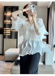 Camicette alla Moda Plissettate Casual T-shirt di Alta Qualità Arricciata Delicata Sottile Protezione Solare Top Bluse - Product Image 2