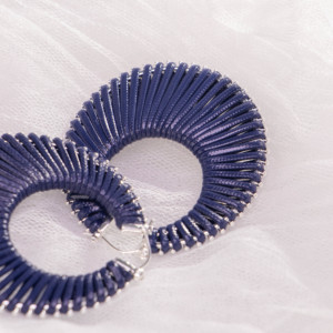 Pendientes de Aro Bohemios Tejidos Circulares Geométricos con Diseño Unisex Plateado - Product Image 4