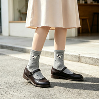 Chaussettes mi-mollet brodées d'animaux de dessin animé mignons, chaussettes quotidiennes en coton doux et respirant pour femmes, chaussettes à pois mi-mollet
