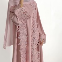 Ensemble deux pièces Abaya tendance 2026 pour femme : Cardigan ample grande taille avec patchwork en dentelle et robe intérieure