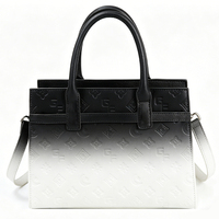 Sac à main élégant pour femme avec poignée supérieure, sac bandoulière structuré en cuir, sacs carrés de marque, sacs à main de créateur pour femmes