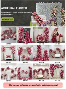 Arco Floral Estilo Jardín de Monet para Decoración de Bodas al Aire Libre LEDA con Violetas Coloridas - Product Image 5