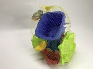 Jouets <span class=keywords><strong>de</strong></span> plage, ensemble <span class=keywords><strong>de</strong></span> jouets <span class=keywords><strong>de</strong></span> <span class=keywords><strong>sable</strong></span> <span class=keywords><strong>pour</strong></span> enfants, comprenant un kit d'outils <span class=keywords><strong>de</strong></span> plage, un seau, un arrosoir, des moules avec <span class=keywords><strong>sac</strong></span> en filet <span class=keywords><strong>pour</strong></span> enfants <span class=keywords><strong>de</strong></span> 3 <span class=keywords><strong>à</strong></span> 13 ans - Product Image 1