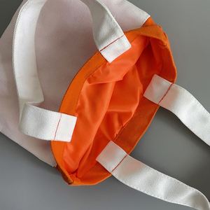 Nouveaux sacs fourre-tout vierges pour bonbons de Halloween pour enfants (garçons et filles) avec couvercles, pour sublimation et impression par transfert thermique - Product Image 4