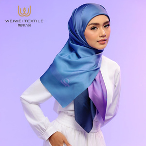 Wholesale Large Square Satin <strong>Silk</strong> Muslim Hijab Head <strong>Scarves</strong> Printed Designer Summer Women's Gifts <strong>Plain</strong> Wrap <strong>Scarf</strong>