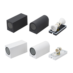 Lampade <span class=keywords><strong>da</strong></span> <span class=keywords><strong>parete</strong></span> moderne semplici impermeabili <span class=keywords><strong>da</strong></span> esterno GU10 in alluminio su e giù lampade <span class=keywords><strong>da</strong></span> <span class=keywords><strong>parete</strong></span> LED <span class=keywords><strong>faretti</strong></span> <span class=keywords><strong>da</strong></span> giardino a <span class=keywords><strong>parete</strong></span> - Product Image 1