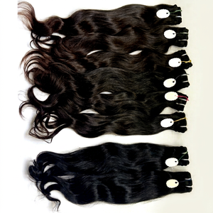 Extensiones de Cabello Humano Virgen Indio RVHHE, Sedoso y Liso, Ondulado, para Máquina de Encaje, Doble Trama, Solo en Colores Más Oscuros - Product Image 1
