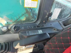 Excavadora de cadenas mediana Kobelco SK250 usada, original de Japón, excavadora hidráulica con pocas horas de trabajo, para construcción y movimiento de tierras en canteras. - Product Image 5