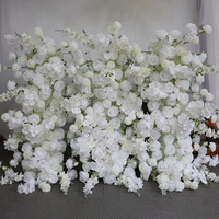 Bande de fleurs artificielles en soie 2m blanches 1m rouges pour arche de mariage, chemin de table, toile de fond de fête, scène de cérémonie, décoration de Thanksgiving