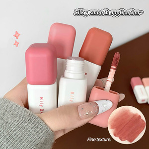 Lápiz Labial de <span class=keywords><strong>Color</strong></span> Fijo con Acabado Mate y Brillante de la Marca Bily Bear, Personalizable, Se Puede Usar con Envase Vacío para Brillo Labial - Product Image 4
