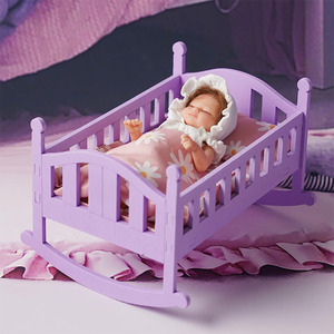 <span class=keywords><strong>Lit</strong></span> de <span class=keywords><strong>poupée</strong></span> en bois Jeu de rôle <span class=keywords><strong>Lit</strong></span> de berceau en bois pour bébé Ensemble de jouets de simulation pour enfants - Product Image 5