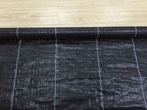 เสื่อควบคุมวัชพืชที่เชื่อถือได้สำหรับสวนเสื่อวัชพืชผ้าปูวัชพืชตาข่ายพลาสติกสำหรับการเกษตรติดตั้งง่ายทนต่อวัชพืช - Product Image 4