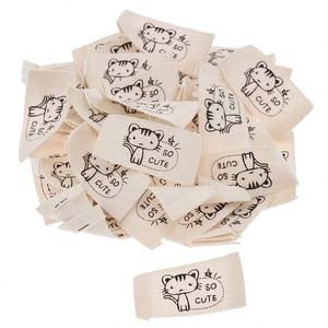 Etiquetas de Tela de Marca de Diseño Nuevo al por Mayor, Etiquetas Colgantes <span class=keywords><strong>para</strong></span> <span class=keywords><strong>Ropa</strong></span>, Etiquetas Tejidas <span class=keywords><strong>para</strong></span> el Cuidado del Cuello <span class=keywords><strong>para</strong></span> Mujer, Diseño de Accesorios de <span class=keywords><strong>Ropa</strong></span> - Product Image 2